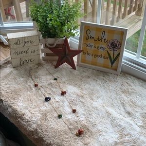 Costume Jewelry Necklace Pre O…